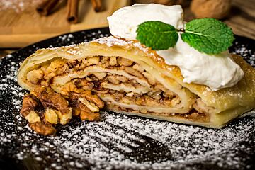 Apfelstrudel