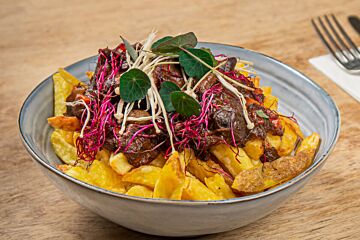 Loaded fries wildstoof