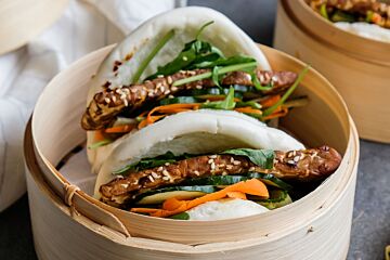 Steamed buns