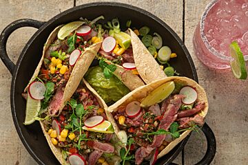 Rib-eye steak taco's