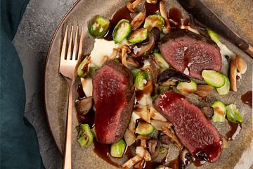 Hertenbiefstuk met schorseneren