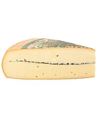 Des Princes Morbier Au Lait Cru  Aoc