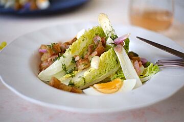 Asperge salade met little gem