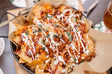 Mini barbecue nachos