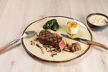 Dry aged entrecôte met gratin