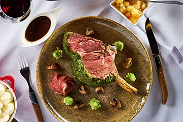 Kalfsrack met kruidenkorst