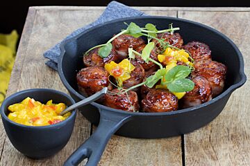 Moink balls