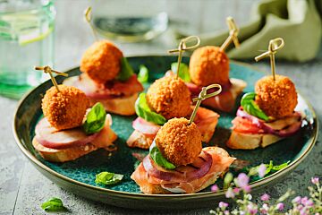 Zomerse Bitterballen pintxos